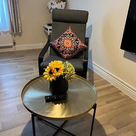 Glastonbury High Street Sanctuary- 2 Bd, Sleeps 4 Kültér fotó